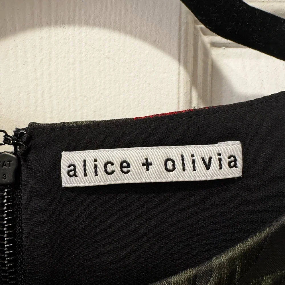 Alice + Olivia Black Floral Jacquard Babydoll Dress with Red & Blue Tulips - Picture 9 of 11